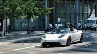 Tesla Roadster vs. Mercedes-Benz SLS AMG - drag race on the streets of Berlin - jTDriver