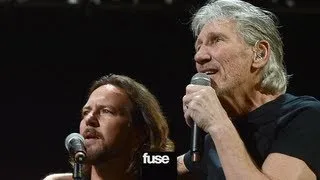 Roger Waters & Eddie Vedder Perform "Comfortably Numb" - "12-12-12" The Concert for Sandy Relief