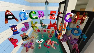 🛁 BATHROOM ALL CURSED ALPHABET LORE (A-Z) FAMILY LOWERCASE SPARTAN KICKING Garry's Mod