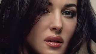 Monica Bellucci Clips  What You Do To Me, Tom Grant