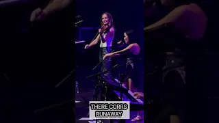 THE CORRS_LIVE IN MANILA PHILIPPINES 🇵🇭 SING RUNAWAY #thecorrs #runaway