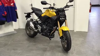 40 second walkaround the new Honda CB300R, which oozes Neo Sports Café styling.