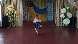 Стилізована, танець "Василина" виконує Даріна Солодько, кер. С.Міщенко Малодівицький БНТ