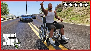 UJÍŽDÍM PŘED POLICIÍ V NEJDIVNĚJŠÍCH VĚCECH V GTA 5! 😂 (GTA 5 Módy)