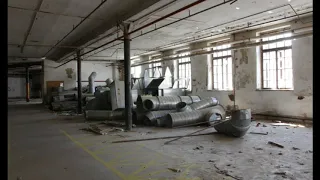 Opuštěná továrna na nábytek/abandoned furniture factory