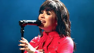 demi lovato - top 10 holy fvck tour most impressive vocal moments so far!