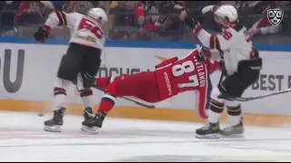 Сhistyakov` powerful hit on Svetlakov