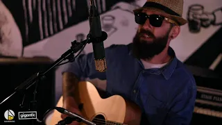 Benjamin Zięć - Dirty Old Town (Luke Kelly Cover) | The Moonshine Sessions