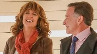 ET Now: Robin Williams and Pam Dawber Reunite as 'Mork & Mindy'