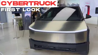 Tesla Cybertruck FIRST LOOK | New York SHOWROOM Walk Around