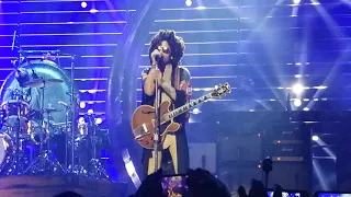 Lenny Kravitz "It ain't over til it's over"
        Live @ Unipol Arena (Bologna)