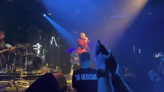 Tom Meighan stage entrance Leicester 17/12/2022