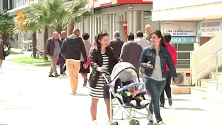 360° Gradë -Protesta E Tregëtarëve Në Berat, Mbyllen Qepenat, Në Vlore Hapur