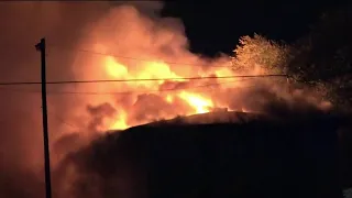 1 person dead after fire rips through Texas City apartment building overnight