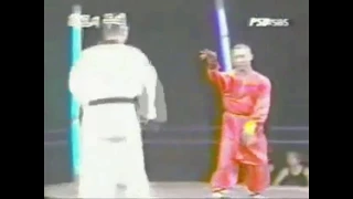 Shaolin Monk vs Taekwondo Master