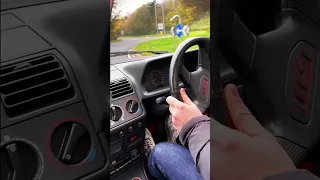 Peugeot 205 GTi 1.9 driveby