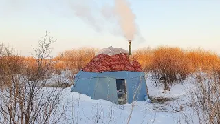 Один в Юрте вдали от цивилизации.Еда на печи,рыбалка,природа.