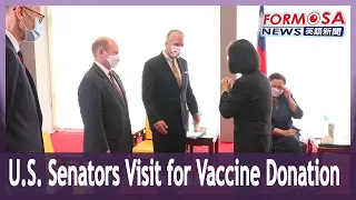 Three US senators visit Taiwan to announce upcoming 750,000 doses of vaccines from Biden