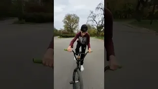 бмх трюк Сани и кепка стиль #shorts #bmx #бмх #bmxstreet #dimabar #bmxlife