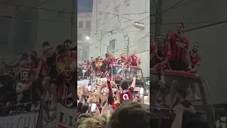 L'arrivo dell'imperatore  Zlatan in Duomo