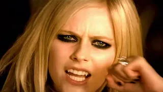 Avril Lavigne ft. Lil' Mama - Girlfriend (Dr. Luke Remix) Official Video [4K Remastered]