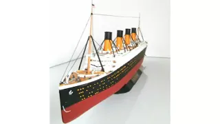 RMS Titanic, plastic model ship, scale 1/700, Revell edition