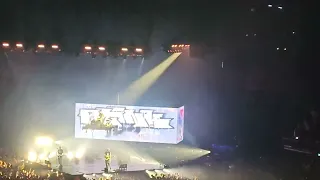 Blink 182 - Bored To Death - O2 Arena, London. 11.10.23