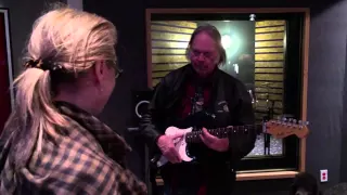 Meryl Streep Gets Guitar Lesson from Neil Young at the JBFC