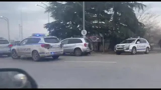 Полицията в Бургас претърсва кола