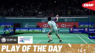 HSBC Play of the Day | Lee Zee Jia thrills the home crowd with this insane rally!