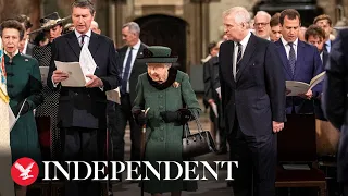 Queen Elizabeth arrives on Andrew’s arm to Prince Philip’s memorial service