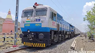 12421 Nanded - Amritsar Superfast Express | Bleed Blue WDP4D Crazy Acceleration | Indian Railways