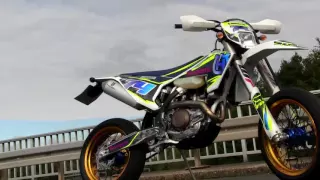 Husqvarna 501 Bikeporn [HD]