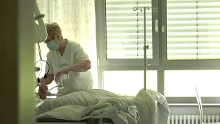 Kliniken auf dem Land: Retten oder Schließen? | Panorama | NDR