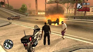 CJ TURNS INTO A POLICE MOTORCYCLIST TO PAY HIS DEBT 2
