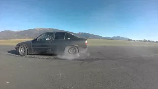 Servo BMW e36 burnout. Song: Mambo italiano -- Hey mambo hip-hop remix