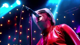 Oasis "Wonderwall" Live Manchester 2005