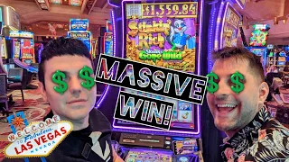 MASSIVE WIN on Stinkin' Rich Slot Machine | Excalibur, Las Vegas