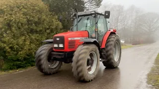 Köp Traktor Massey Ferguson 4270 4WD på Klaravik