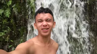 First time maligo ng Falls kasama ang mga hot na kaibigan?🔥💦