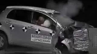 Crash Test 2007 Toyota Vitz (Frontal) JNCAP