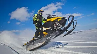 #НЕРЕАЛЬНЫЕ МОМЕНТЫ НА МОЩНЕЙШИХ СНЕГОХОДАХ (COOL MOMENTS ON SNOWMOBILES)