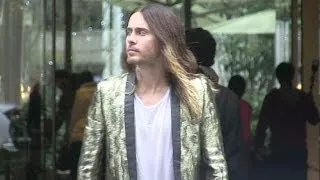 JARED LETO out of his hotel in PARIS on his way to Lyon