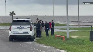 Search continues for man  in Port Arthur who fell into water on Pleasure Island Tuesday night
