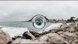 Crossing a wormhole in 360°