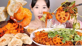 마라지 않아도 알아요..🔥 간만에 먹는 마라샹궈 제일매운맛😏 향라새우 군만두 먹방 Mala Xiang Guo