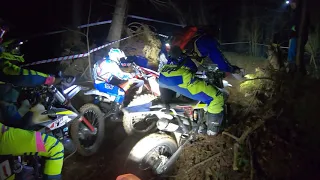 Ночное белорусское эндуро на мотоциклах с фарами! Ночной пролог гонки "Enduro 4 seasons" 2021.