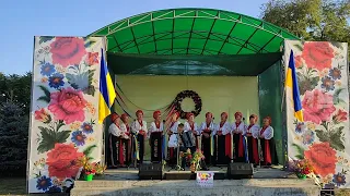 Пісня "Сини України". Вокальний ансамбль "Берегиня" на благодійному концерті 29.09.23 в с. Степанці