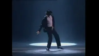 Michael Jackson - Moon Walk