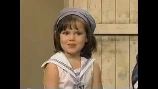 Brittany Ashton Holmes interviews 1994.Age 5.